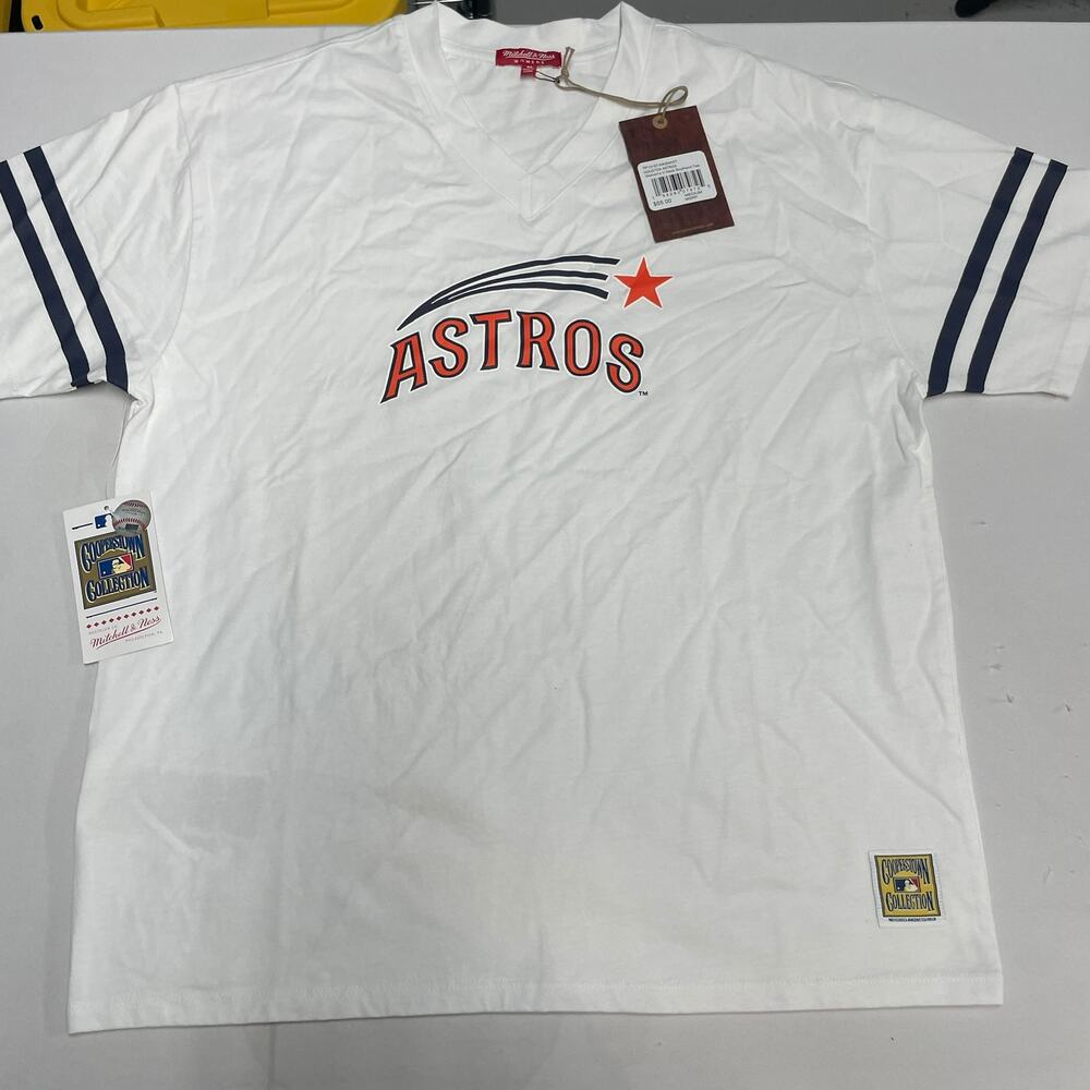 Houston Astros Mitchell & Ness Cooperstown Collection Women's V-Neck T-Shirt NWT